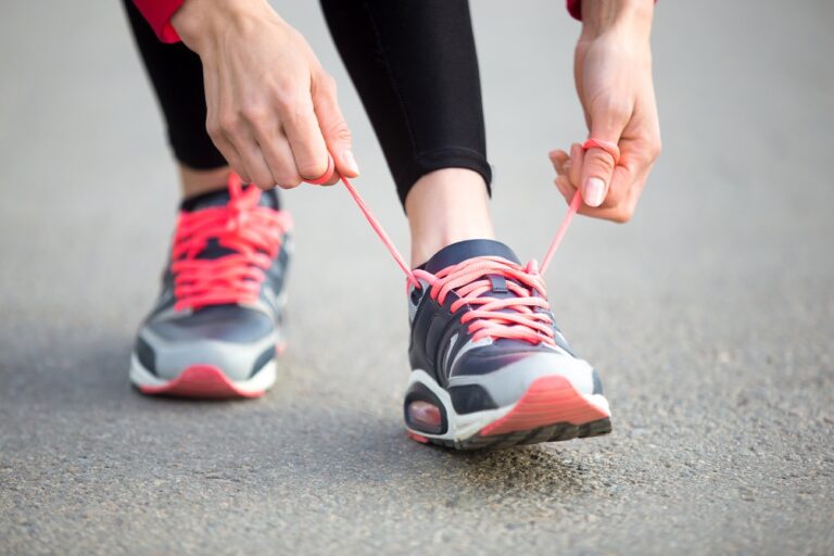 The Best Walking Shoes for Plantar Fasciitis Relief